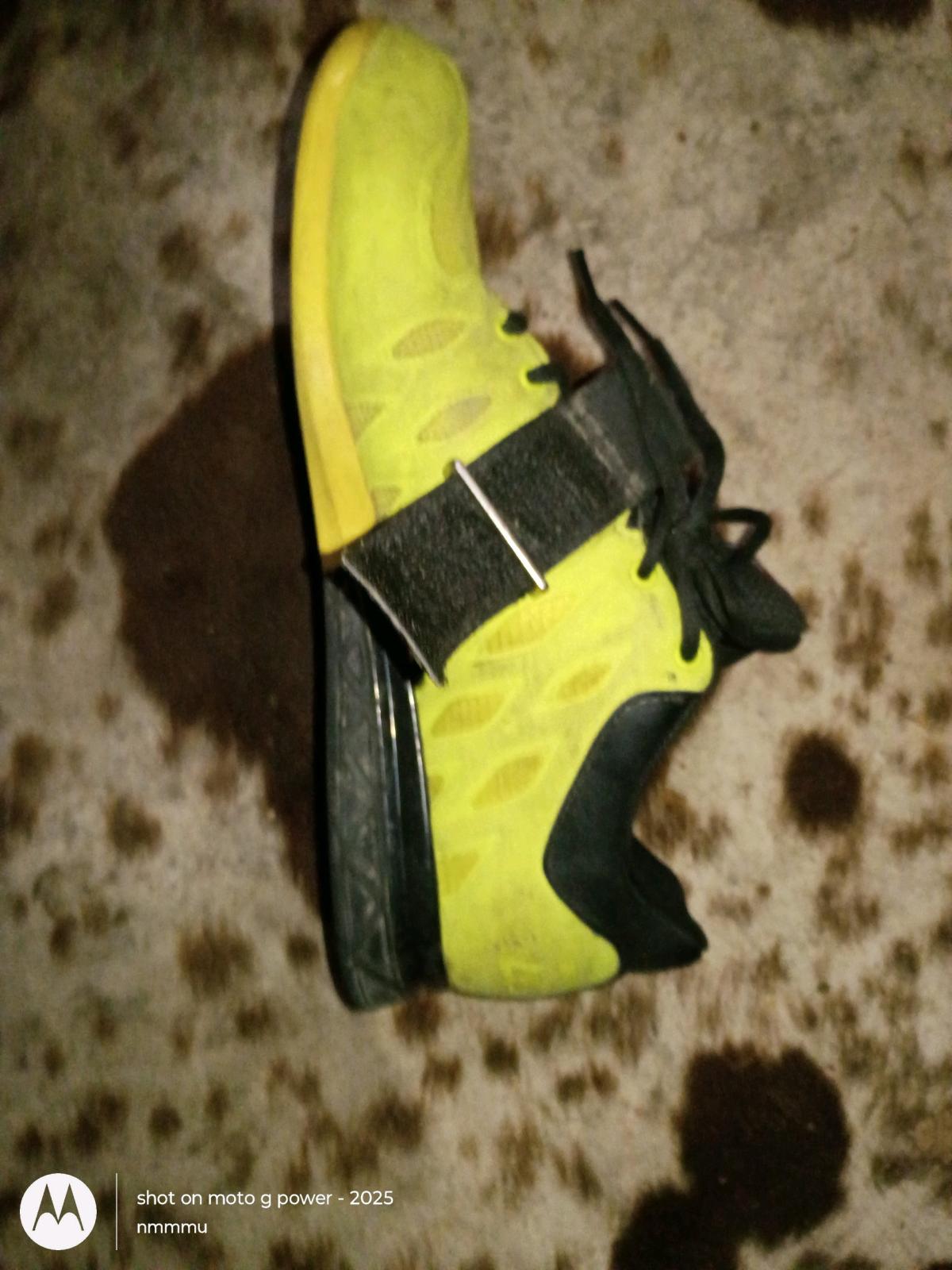 reebok lime green size 9 CrossFit shoes - Austin, Texas - FleaMarketBay