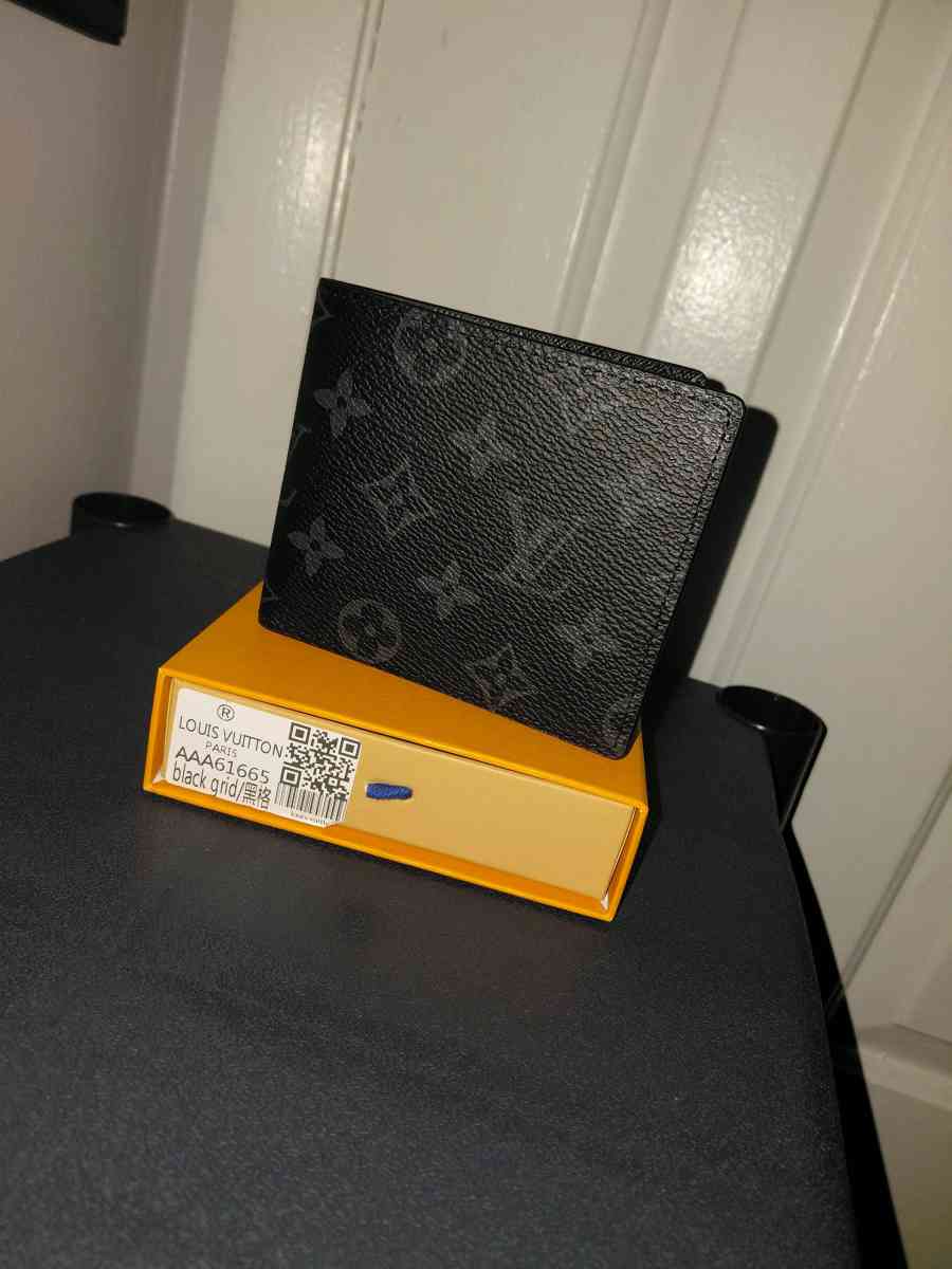 Wallet - Coconut Creek, Florida - FleaMarketBay