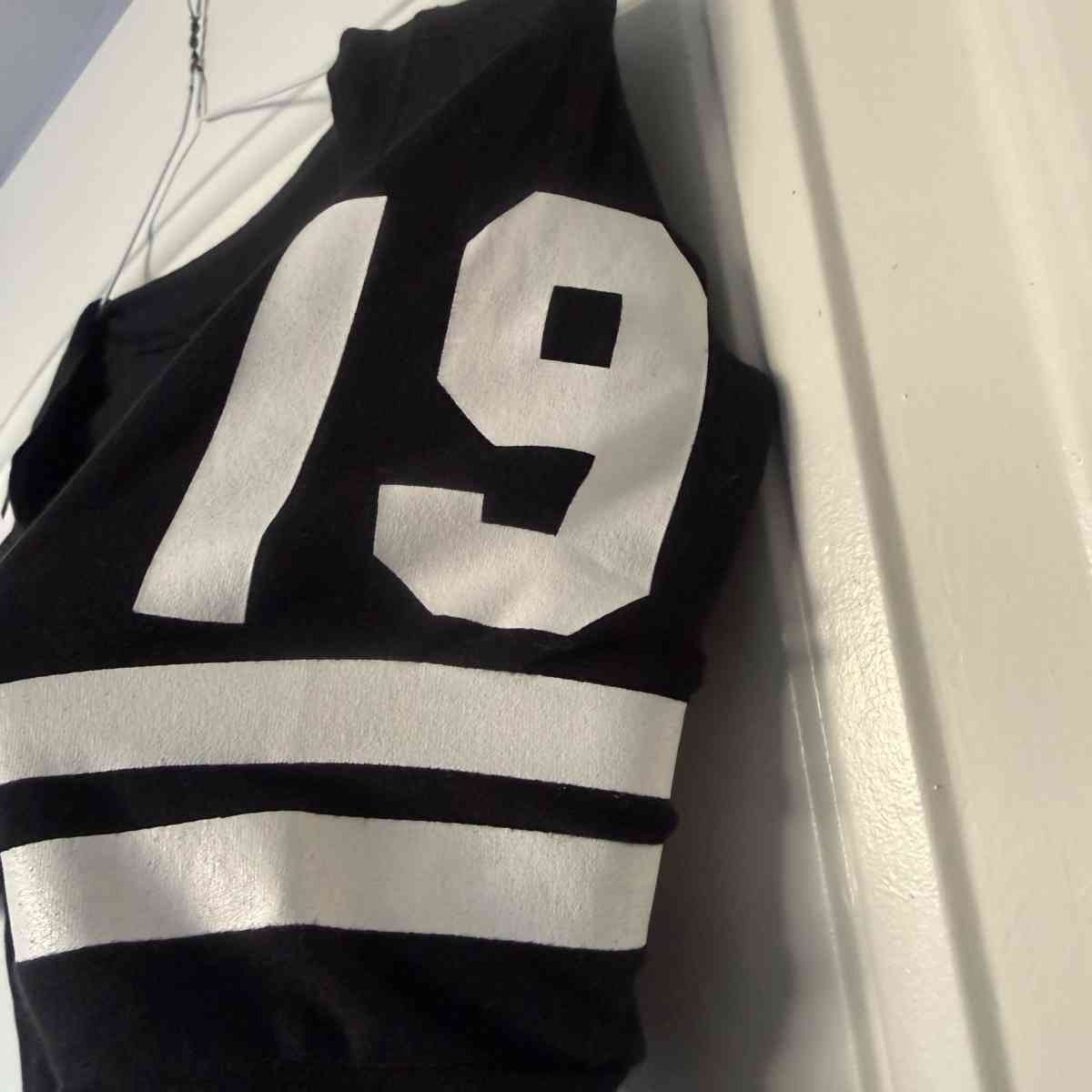 Black Athletic Jersey TShirt  Varsity 19 Graphic  Brand New - Los Angeles, California - FleaMarketBay