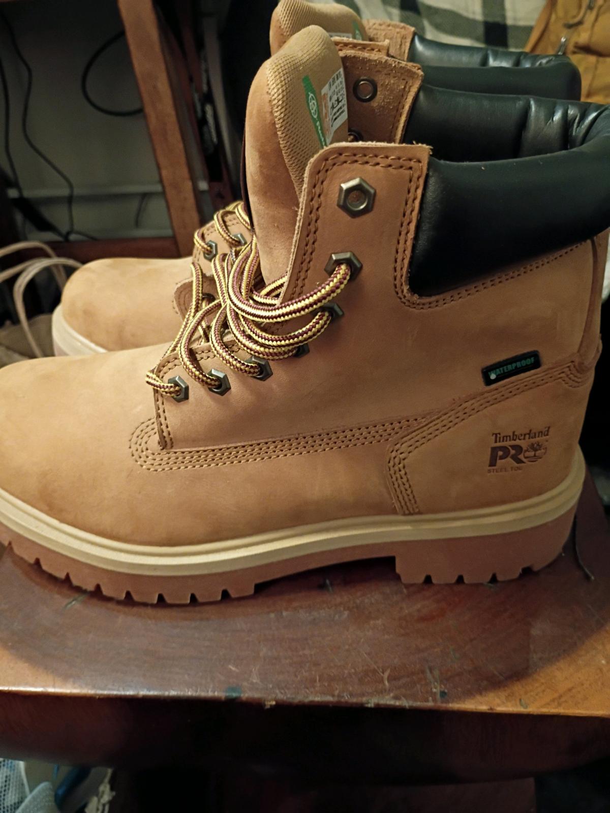 Timberland boots - Burlington, Vermont - FleaMarketBay