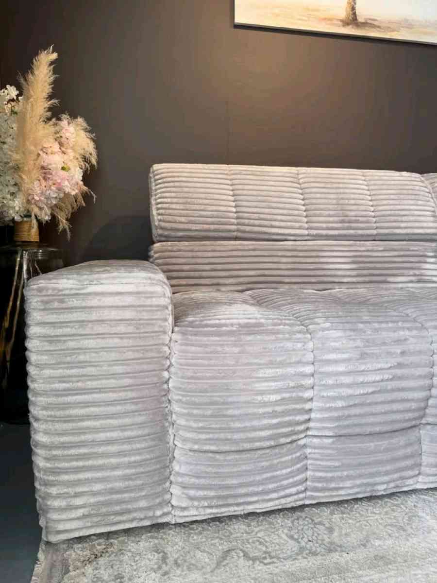 Hyleory Modular Corduroy Sectional - Dallas, Texas - FleaMarketBay