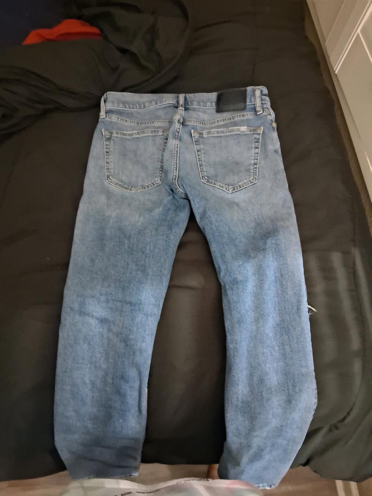 Abercrombie And Fitch Ripped Jeans - Avondale, Arizona - FleaMarketBay