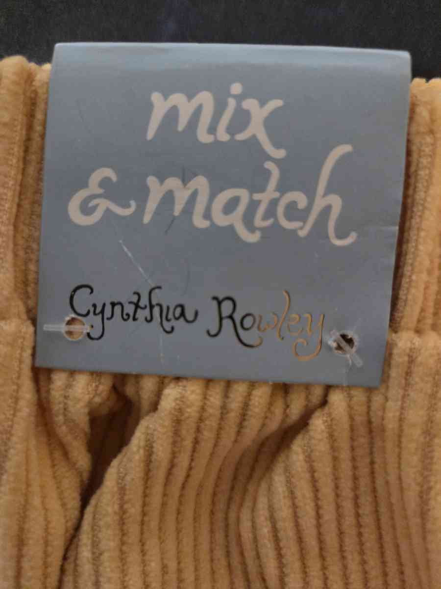 Cynthia Rowley Kids skirt New - Inglewood, California - FleaMarketBay