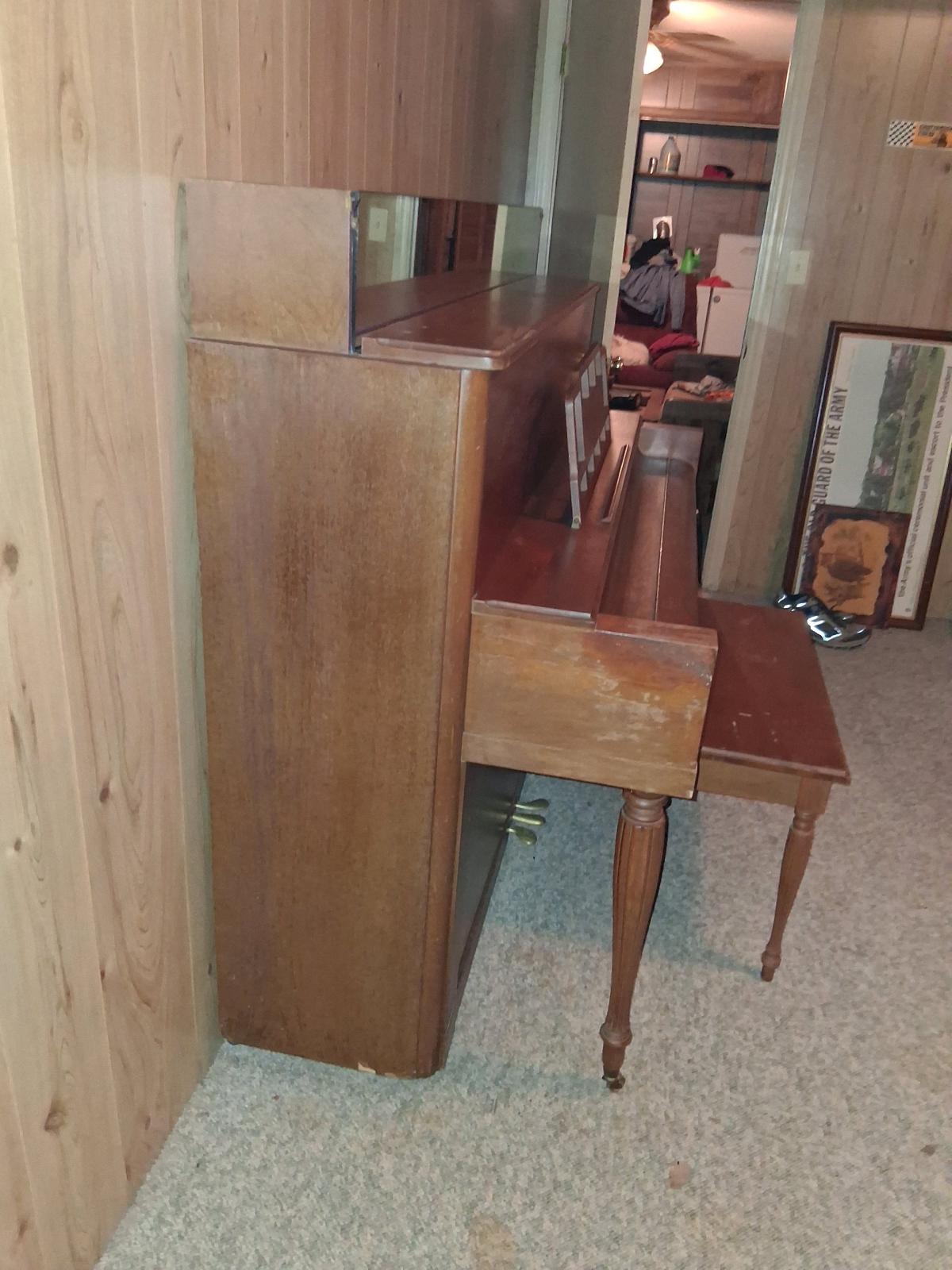 piano - Bear Creek, North Carolina - FleaMarketBay