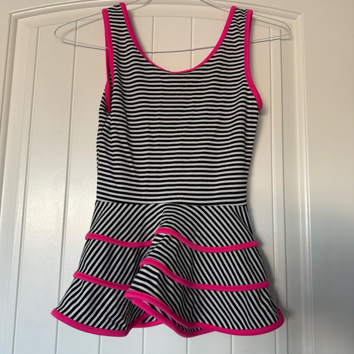 Black  White Striped Peplum Top with Hot Pink Trim  Size Sm - Los Angeles, California - FleaMarketBay