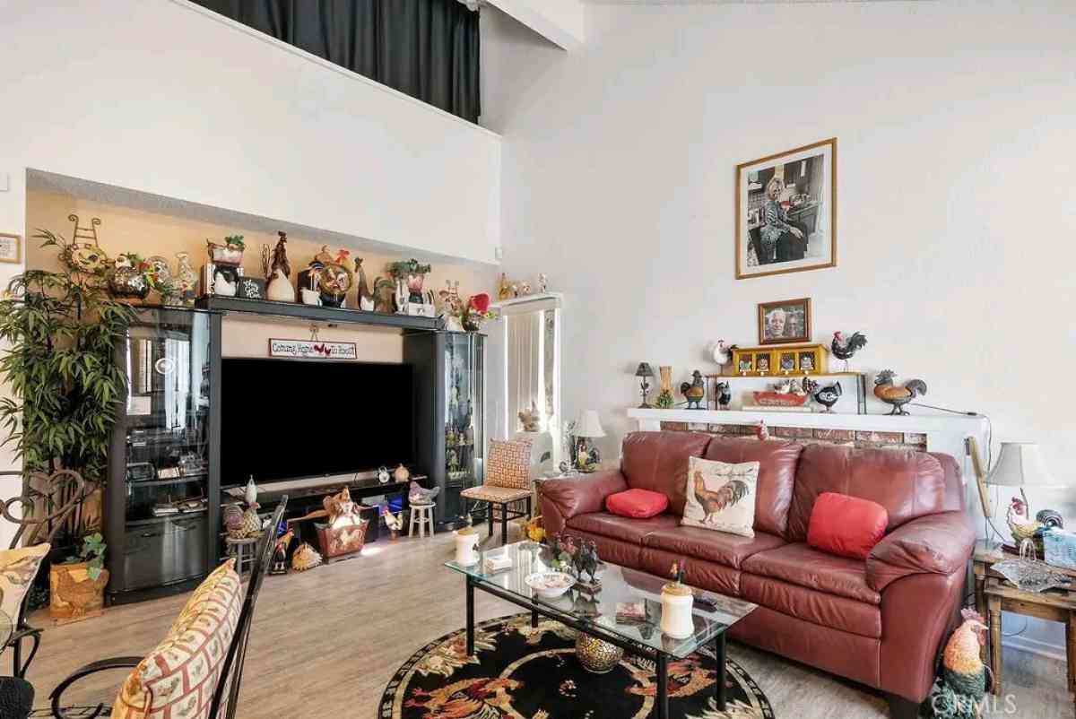 Estate Sale Entertainment Center - Moreno Valley, California