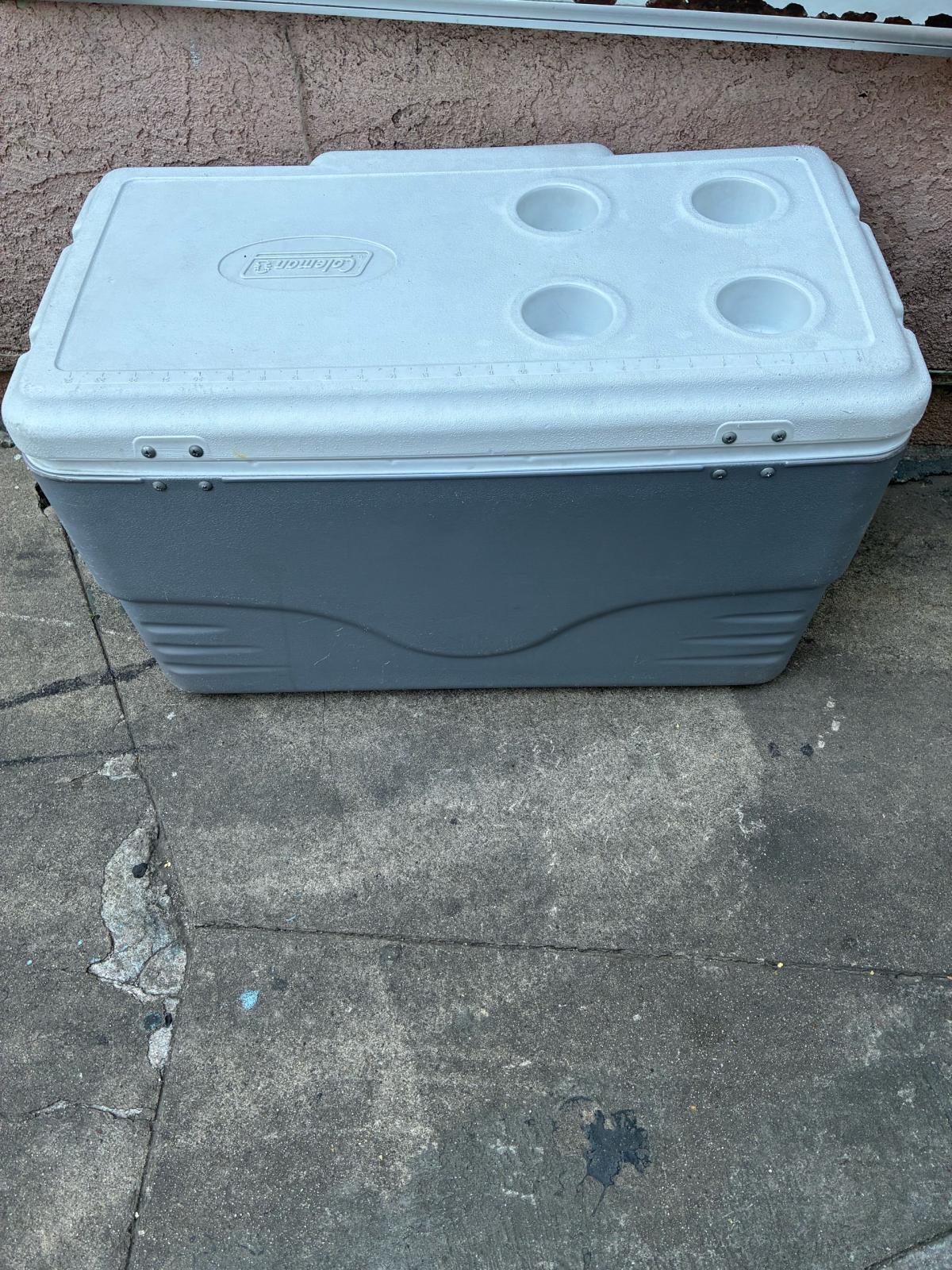 Cooler Coleman - Maywood, California - FleaMarketBay