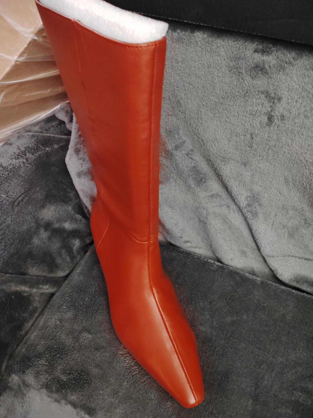 KennethCole Merle Kitten Heel Boots Rio Red Leather size 65 - Virginia Beach, Virginia - FleaMarketBay