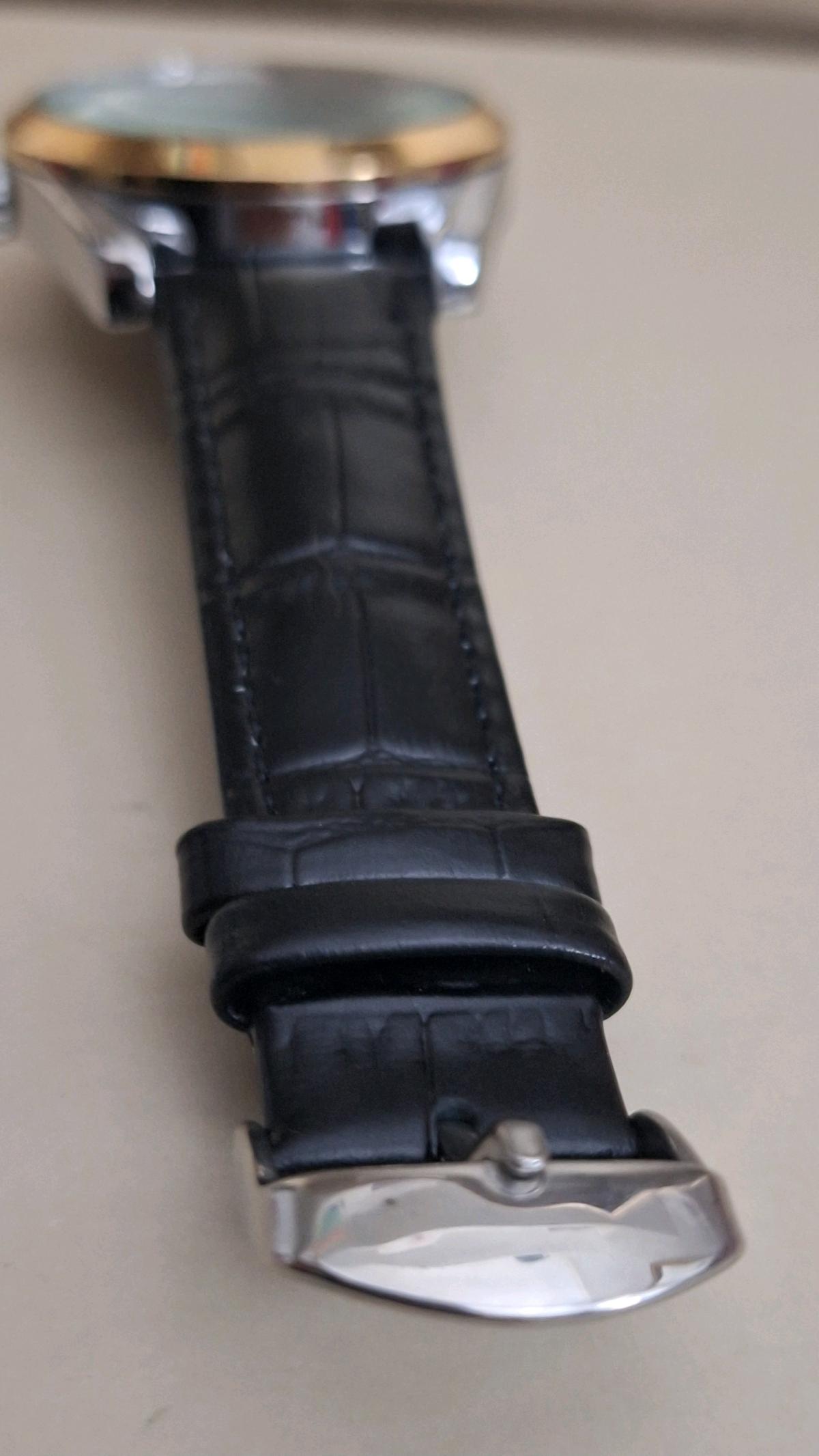 rereloj de hombre - Adelanto, California - FleaMarketBay