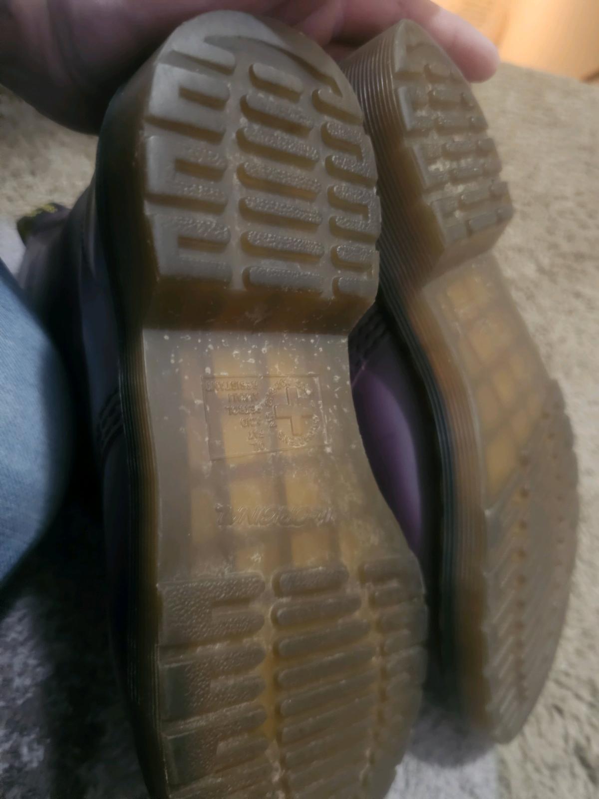 dr martens - Columbus, Indiana - FleaMarketBay