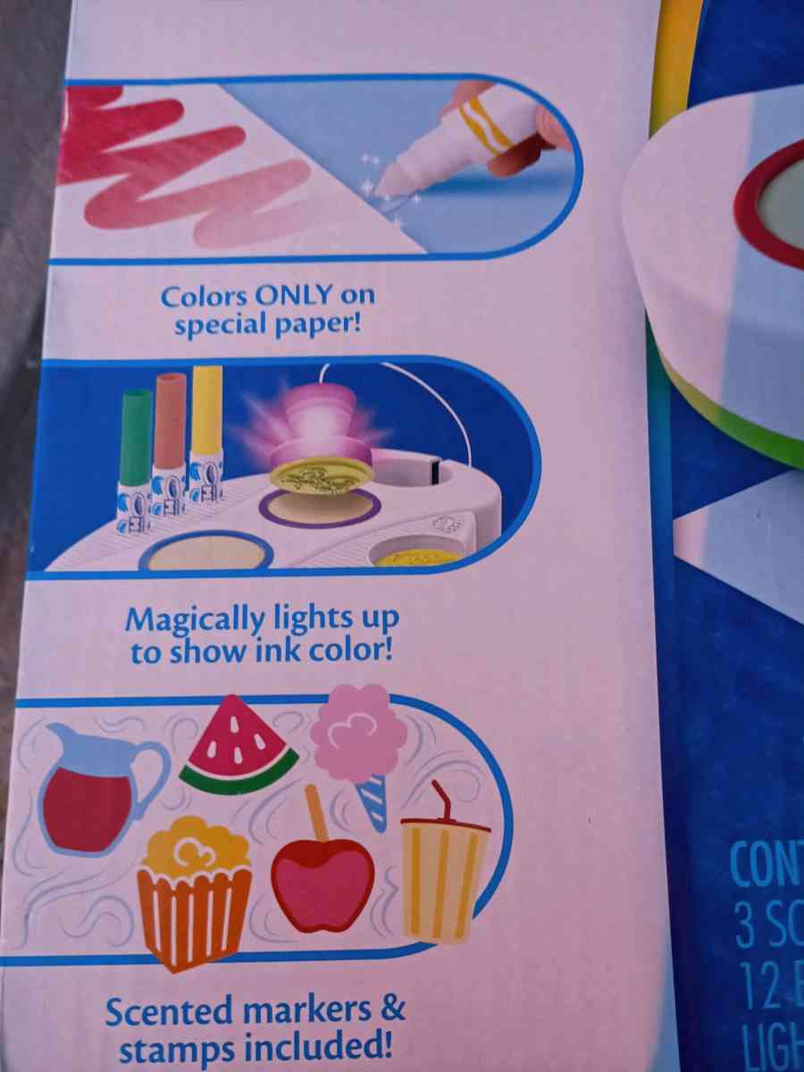 BRAND NEW CRAYOLA Scented MessFree LightUp Stamper Station - Poway, California - FleaMarketBay