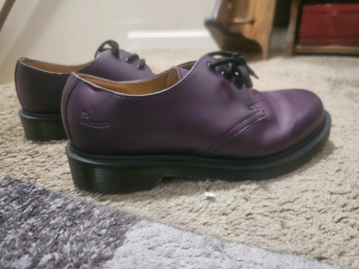 dr martens - Columbus, Indiana - FleaMarketBay