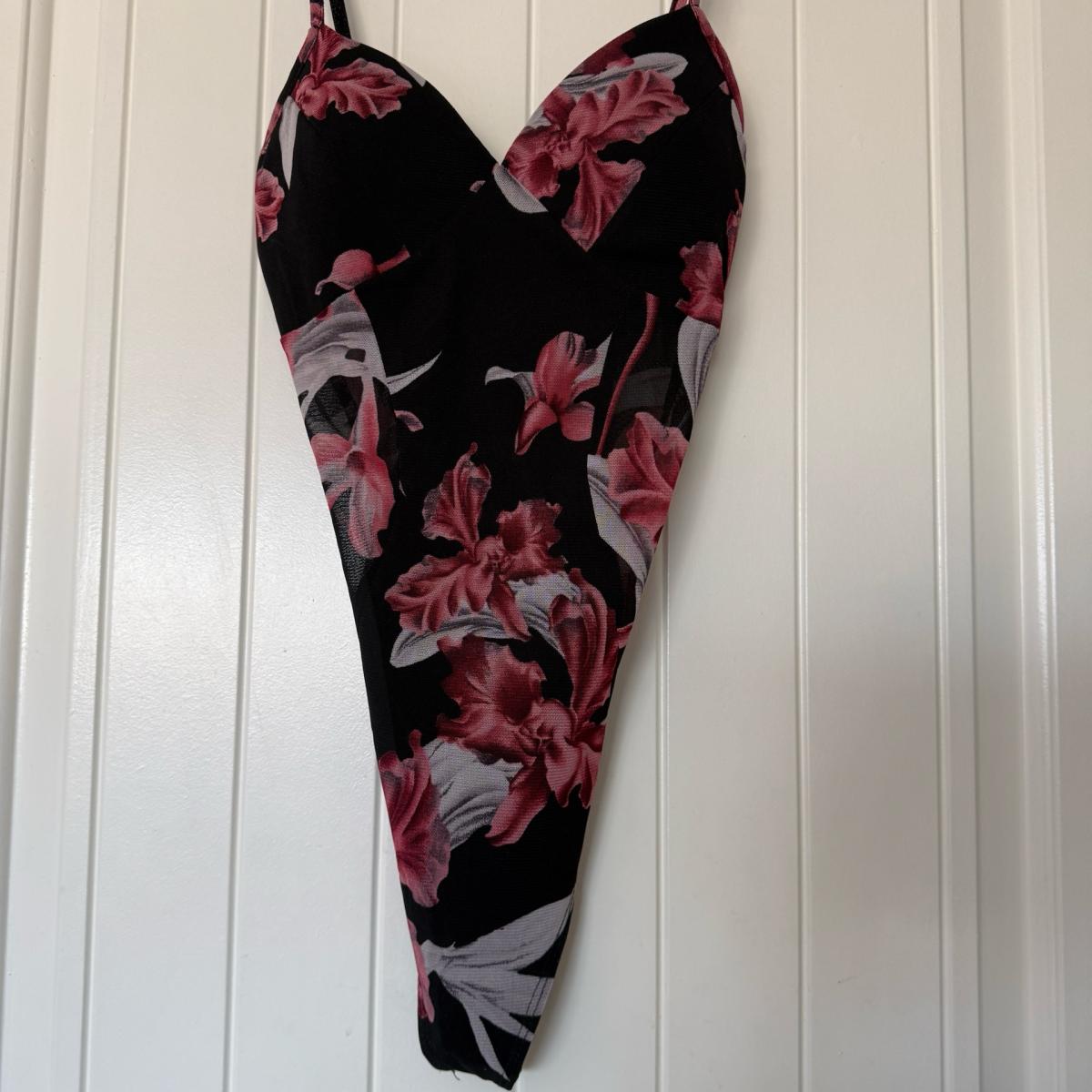 Olive Tree Black Sheer Floral Mesh Padded Bodysuit  Pink Ros - Los Angeles, California - FleaMarketBay