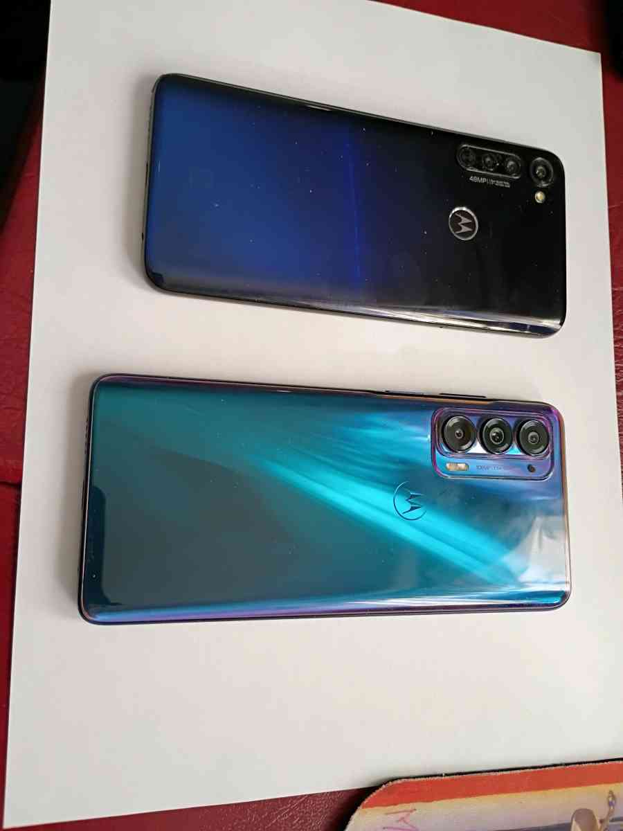 Im selling my phones - Brooklyn, New York - FleaMarketBay