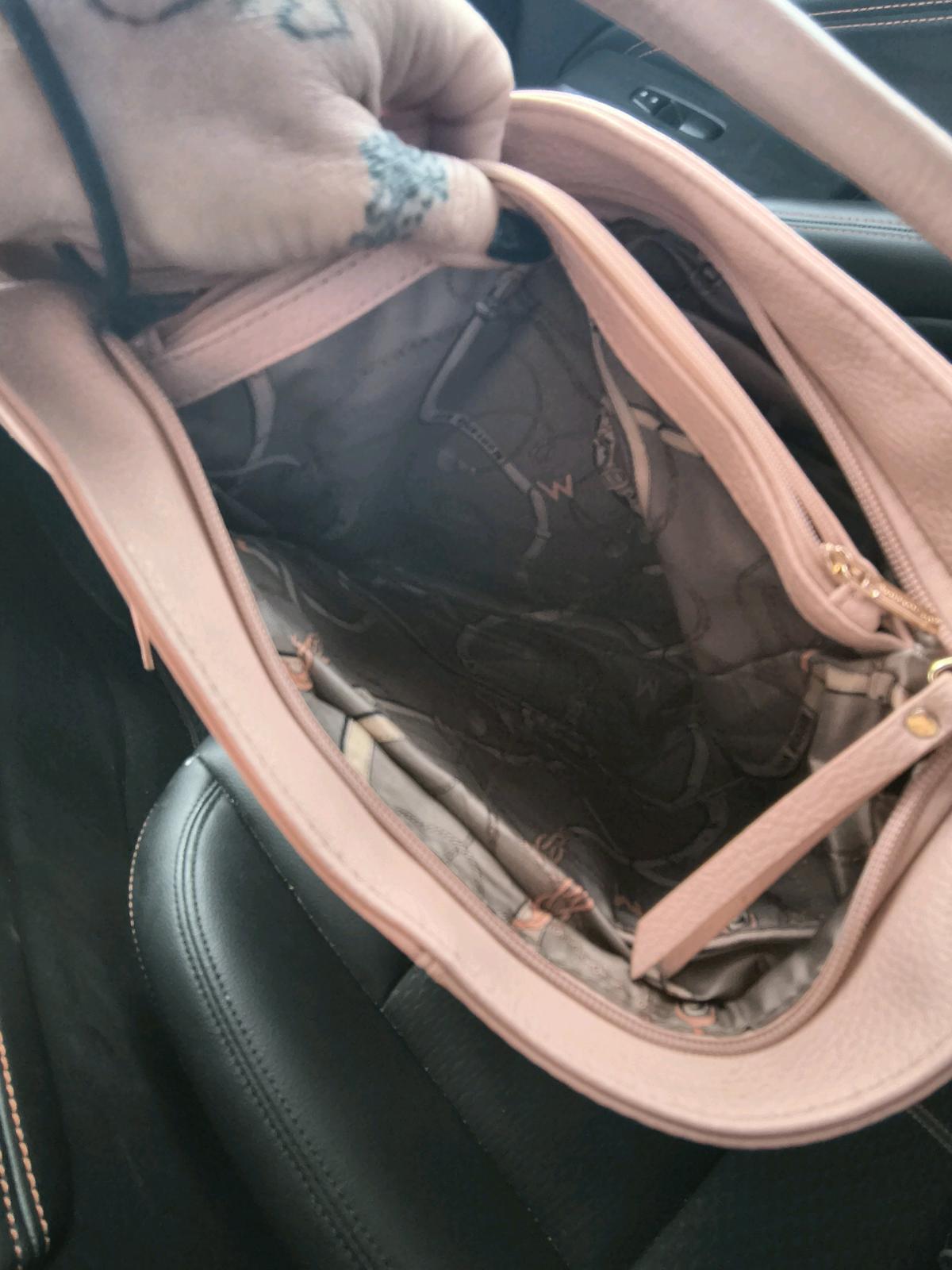 Montana West - Alicia, Arkansas - FleaMarketBay