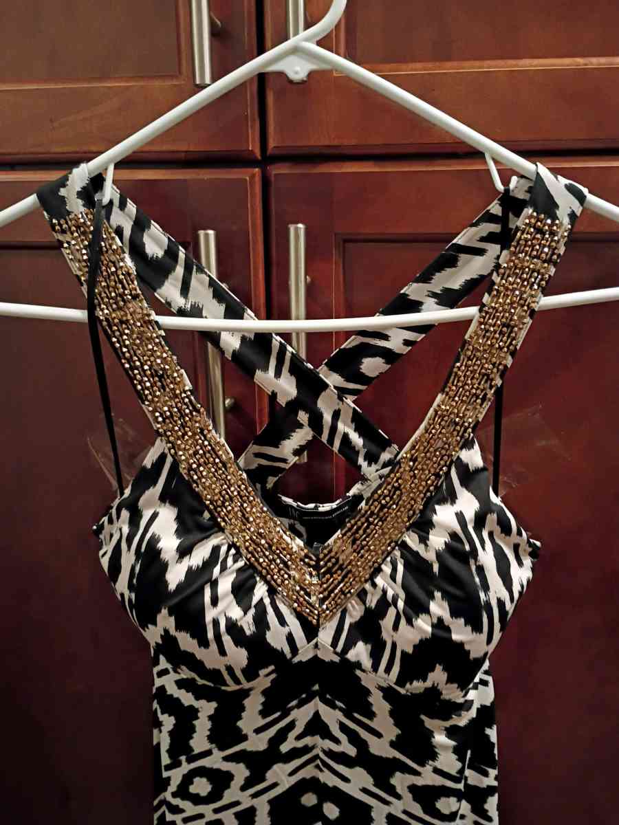 Debbies Dresses - San Diego, California - FleaMarketBay