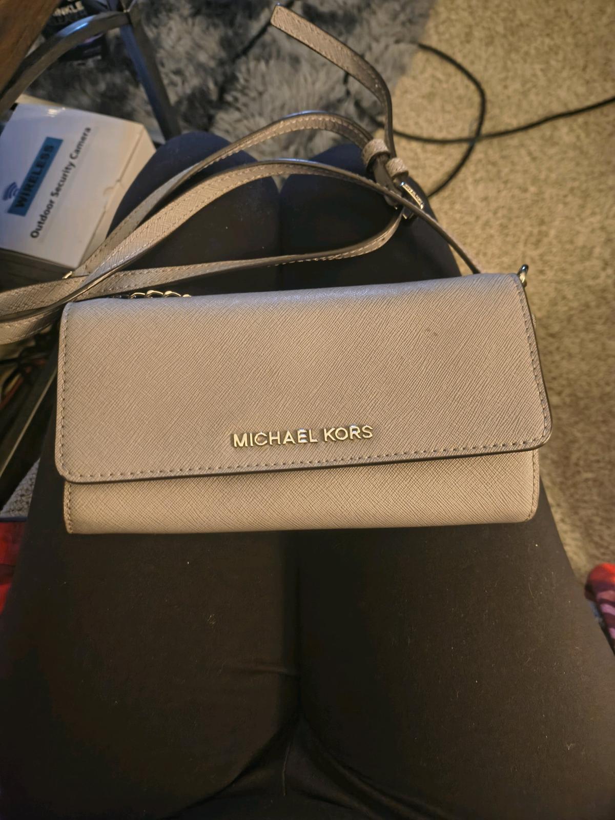 Michael kors purse