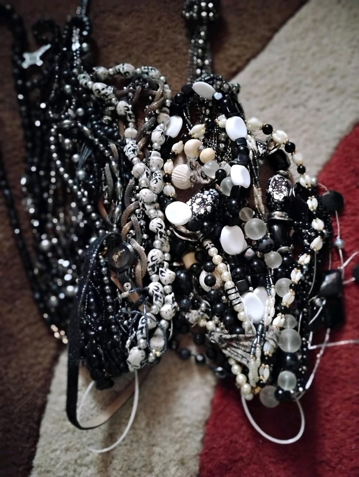lot of blk and white necklaces - Golden, Colorado