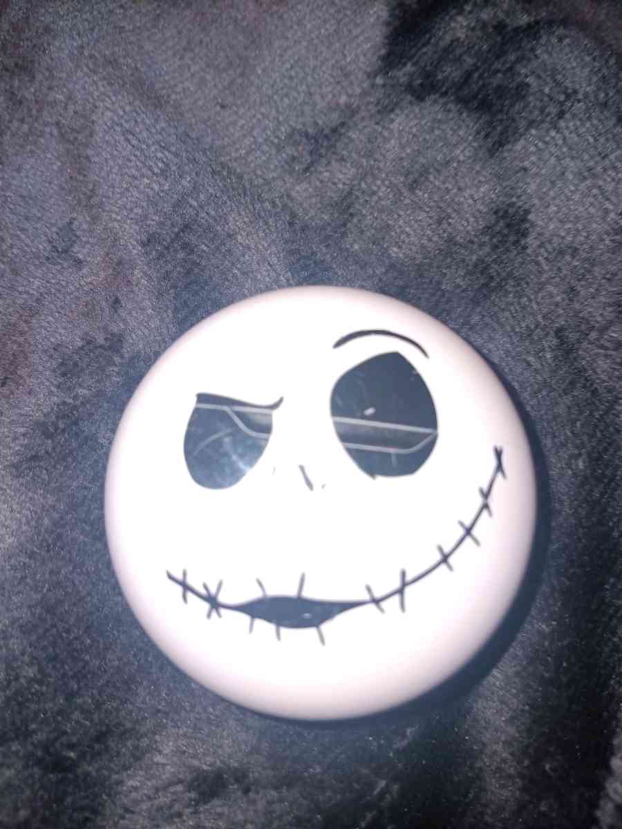 Jack Skeleton Earbuds - Cantonment, Florida