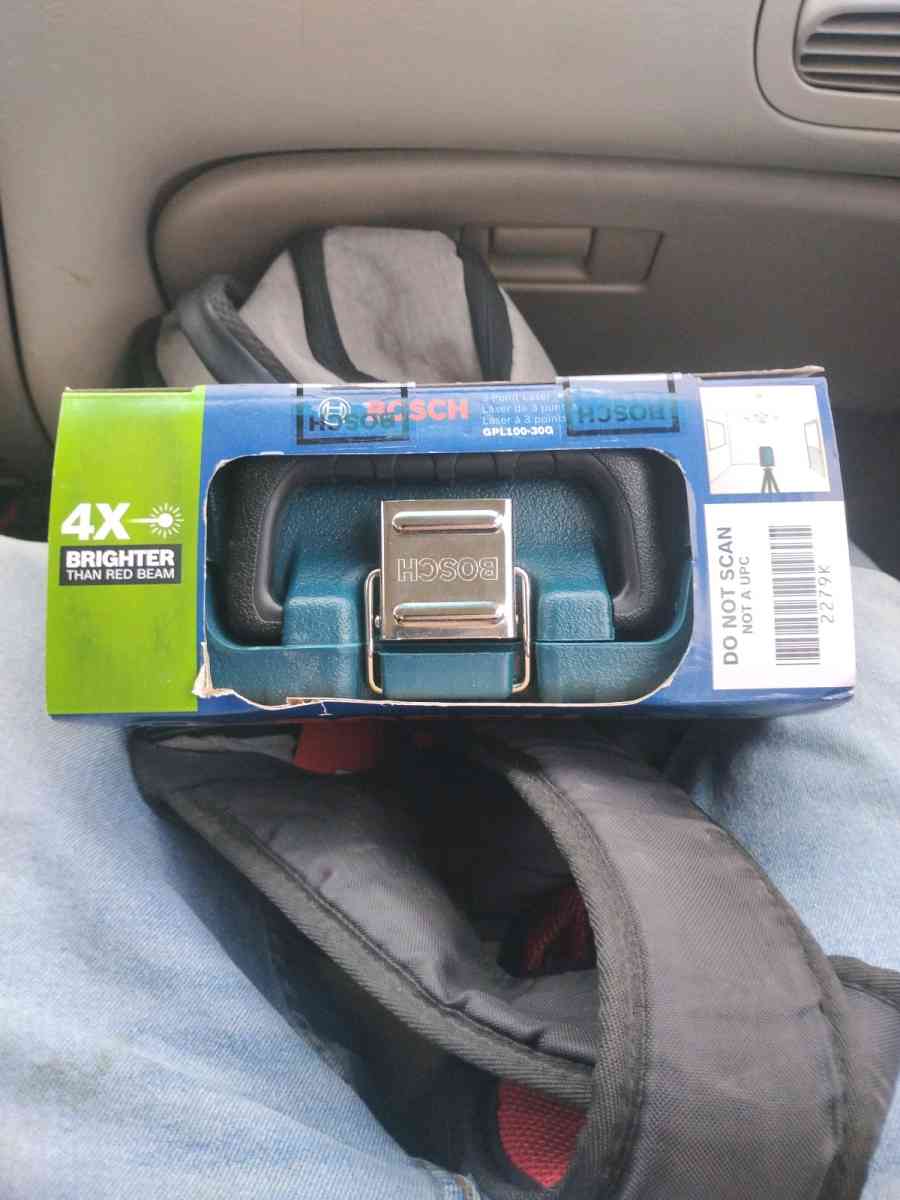 Bosch 3 point laser - Peoria, Illinois - FleaMarketBay