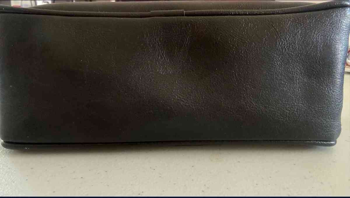 Black Handbag  Shoulder Bag  BRAND NEW - Los Angeles, California - FleaMarketBay