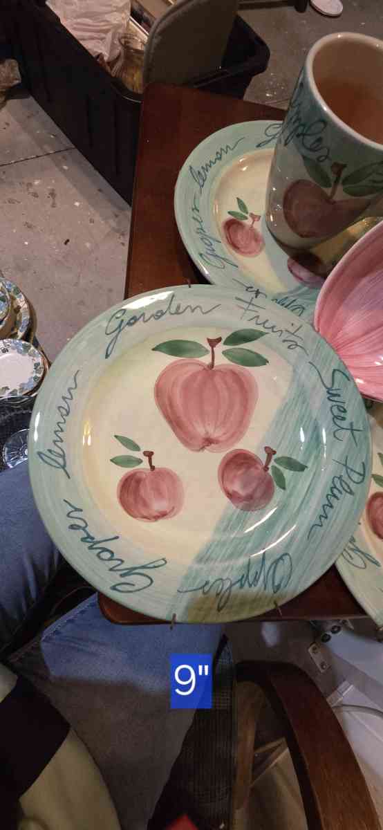 apple kitchen decor - Fort Myers, Florida - FleaMarketBay