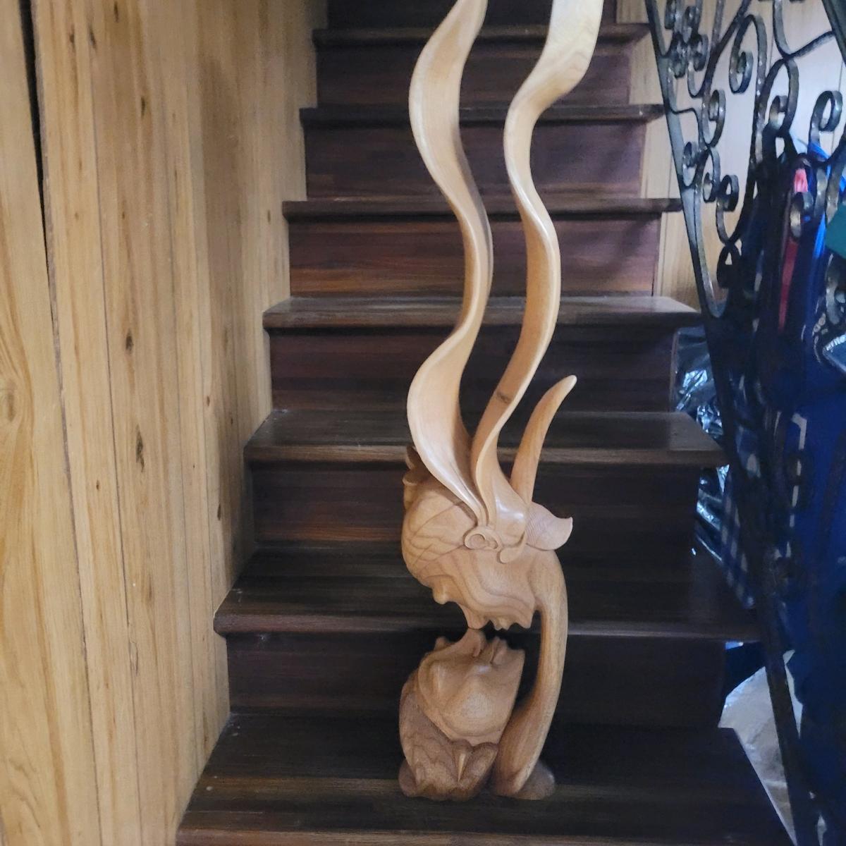 Hand Carved figurine - Bellmawr, New Jersey - FleaMarketBay