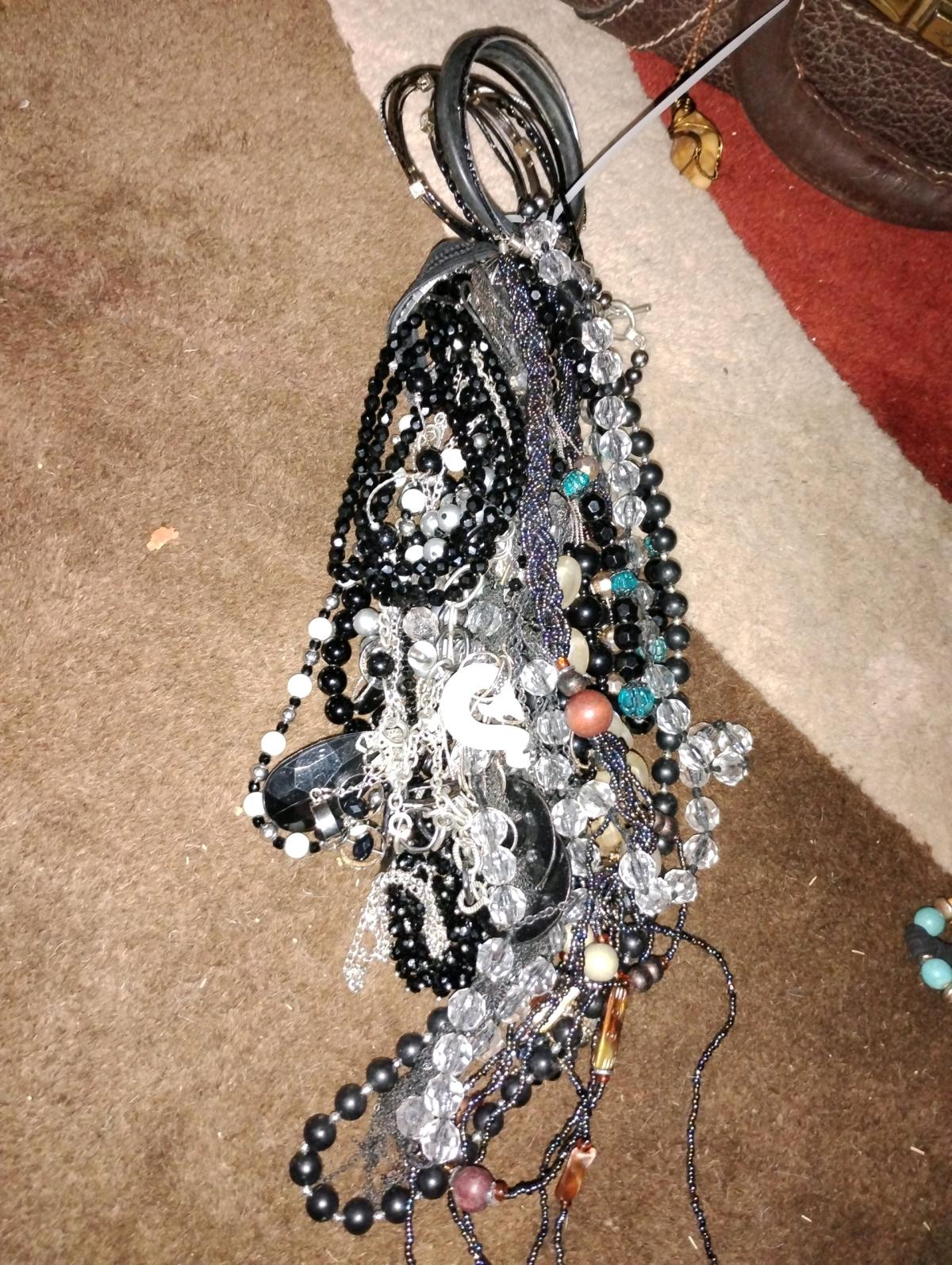 fashion jewlery - Golden, Colorado - FleaMarketBay