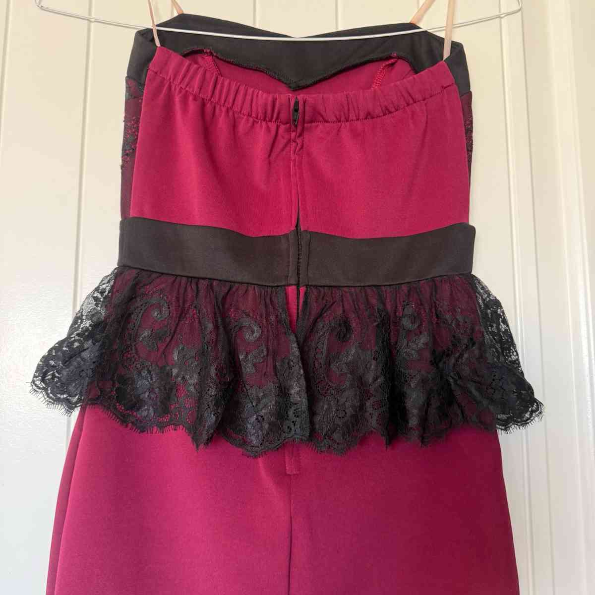 Elegant Strapless Burgundy Wine Red  Black Lace Peplum Cockt - Los Angeles, California - FleaMarketBay
