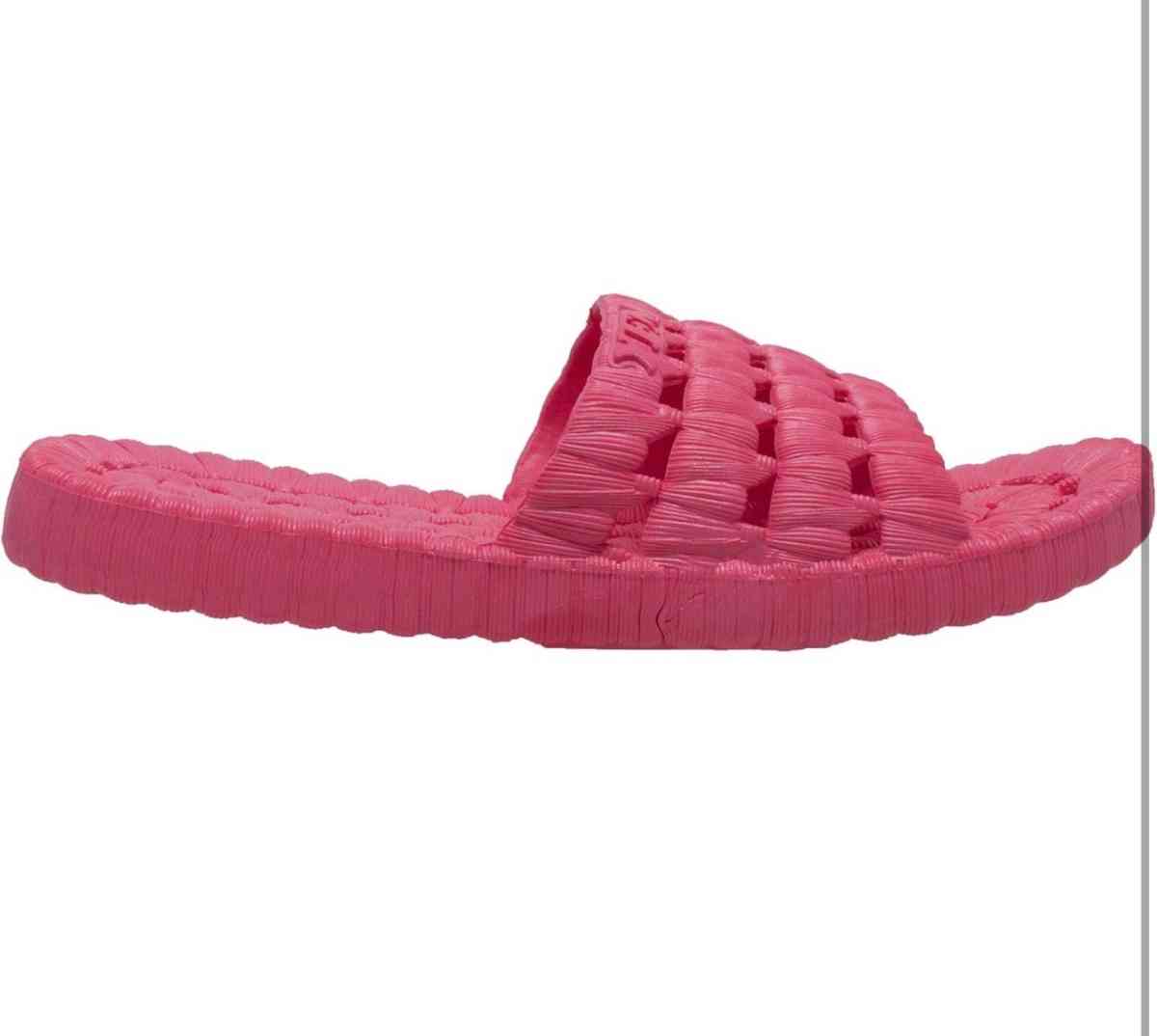 Brand New Womens Flexible PVC Lightweight Relax Water Sandal - Los Angeles, California - FleaMarketBay