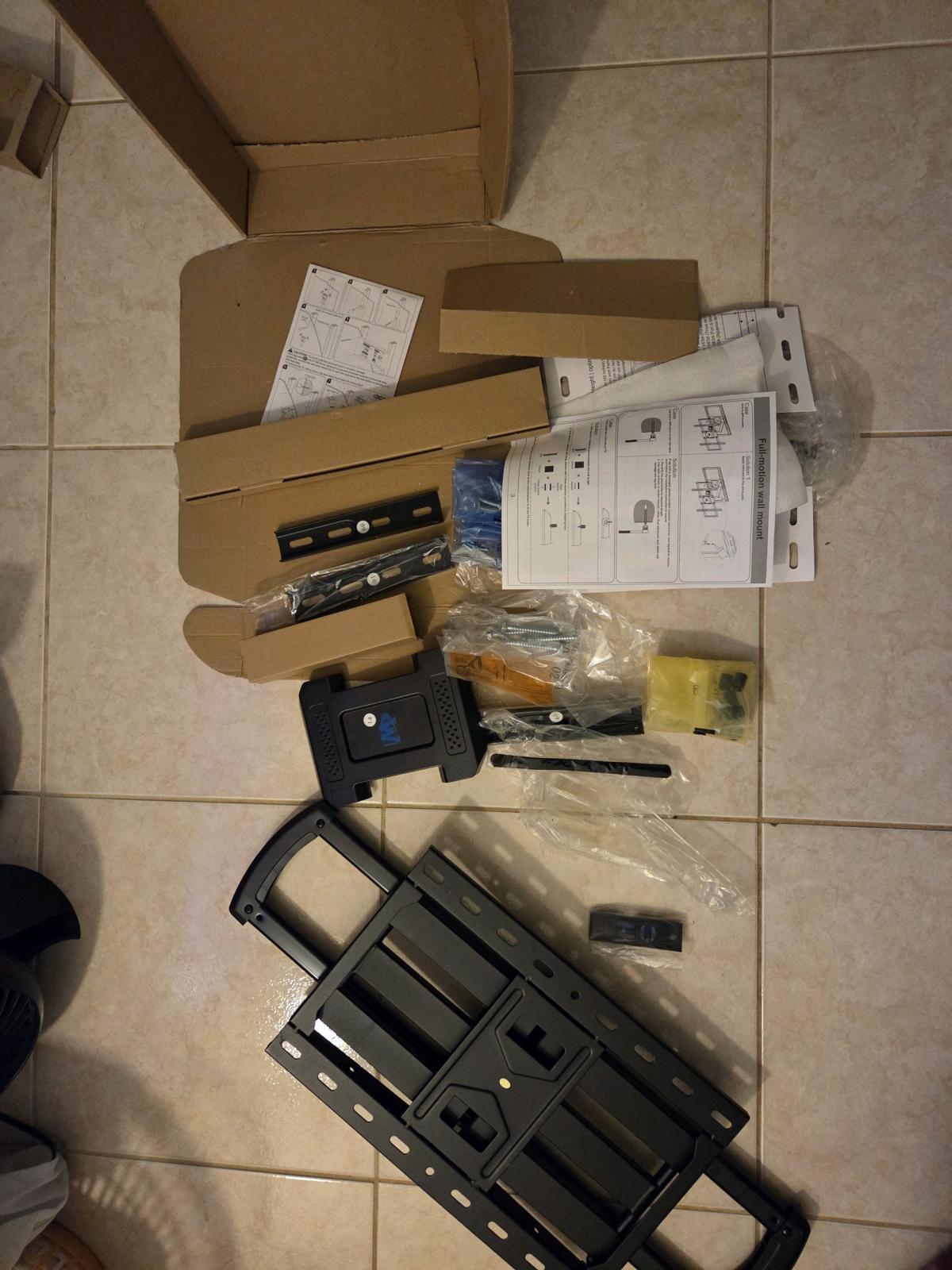 TV wall mount New open box - Hialeah, Florida - FleaMarketBay