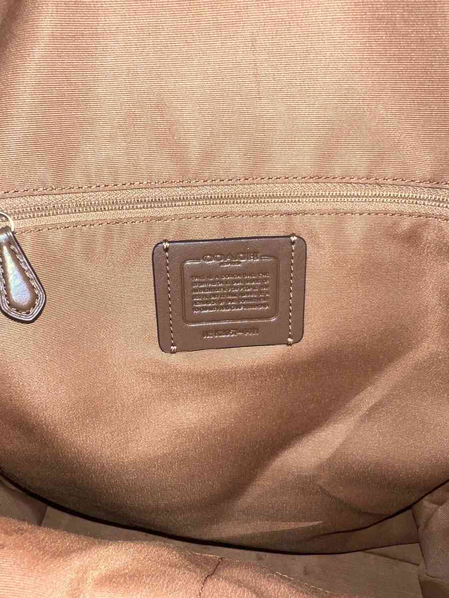 Coach Charlie Varisty Backpack - Lithia Springs, Georgia - FleaMarketBay