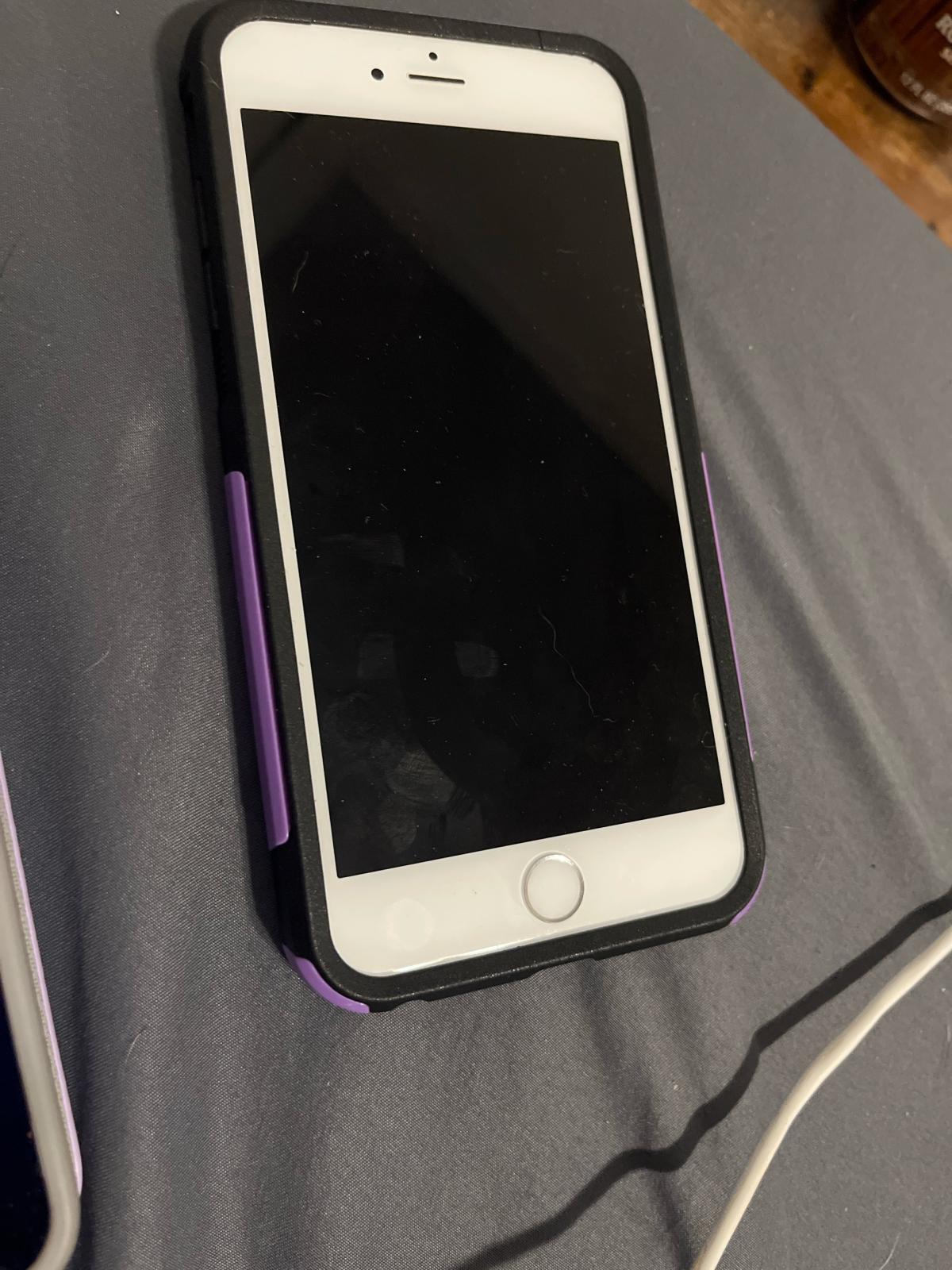 iPhone 6 Plus - Dahlonega, Georgia