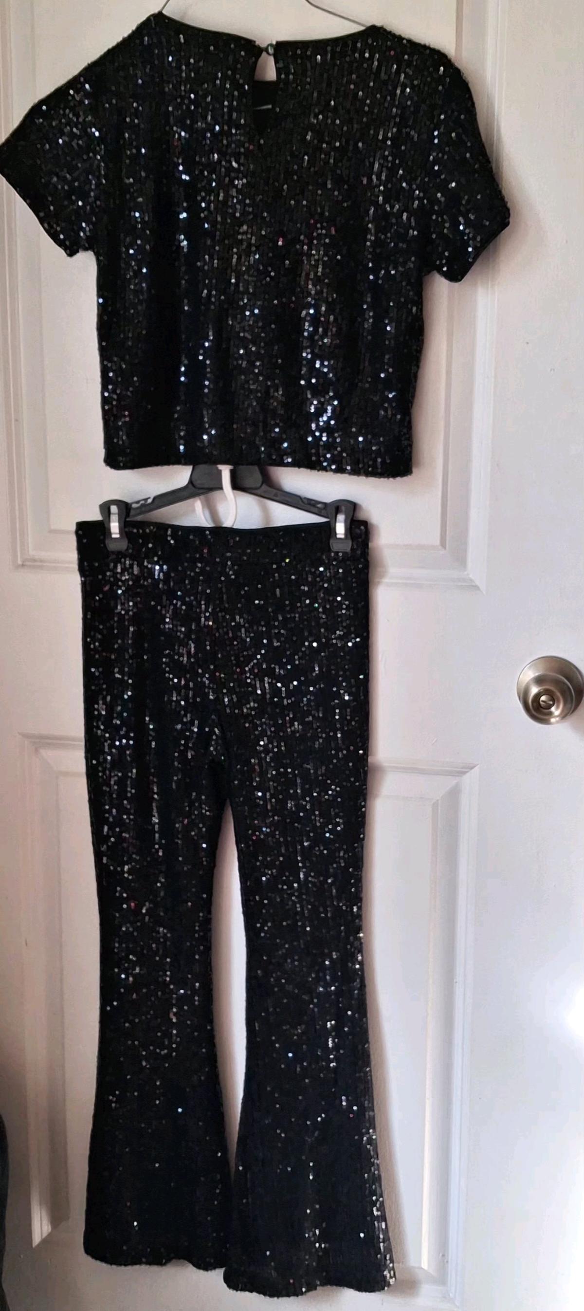 Girls size 10 art class  black sequence  top and bottom set - Beaumont, Texas - FleaMarketBay