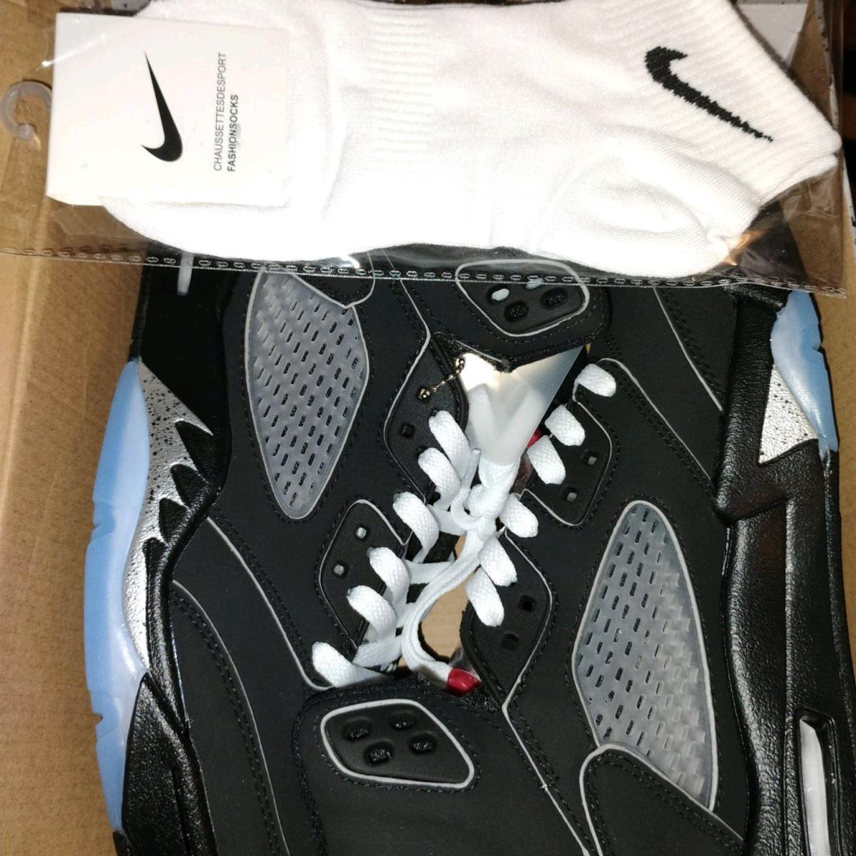 Air Jordan 5 Retro OG Black Metallic - Miami, Florida - FleaMarketBay