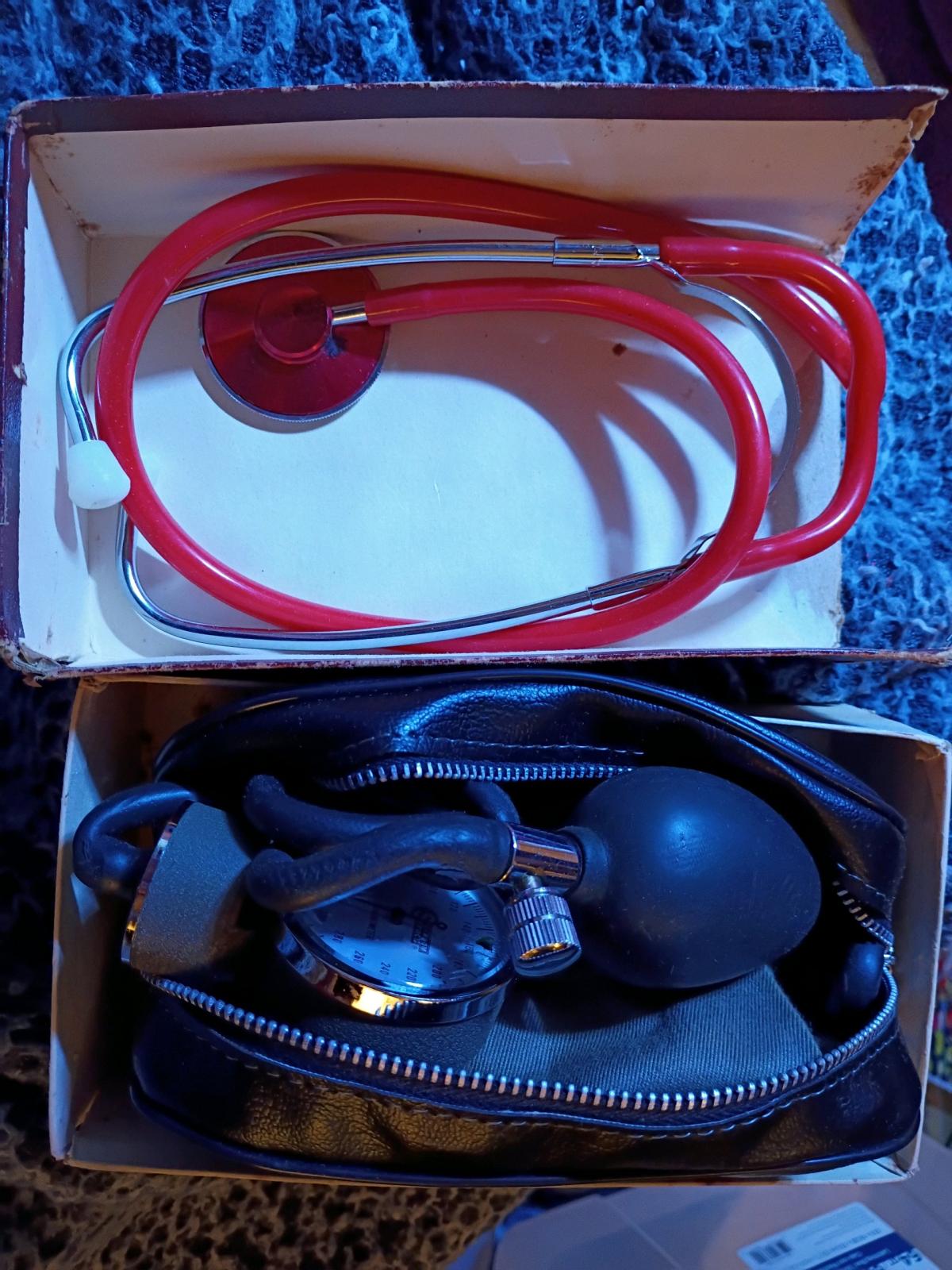 heat and vibration massage cushion mat pad and more items - Liberty, Missouri - FleaMarketBay