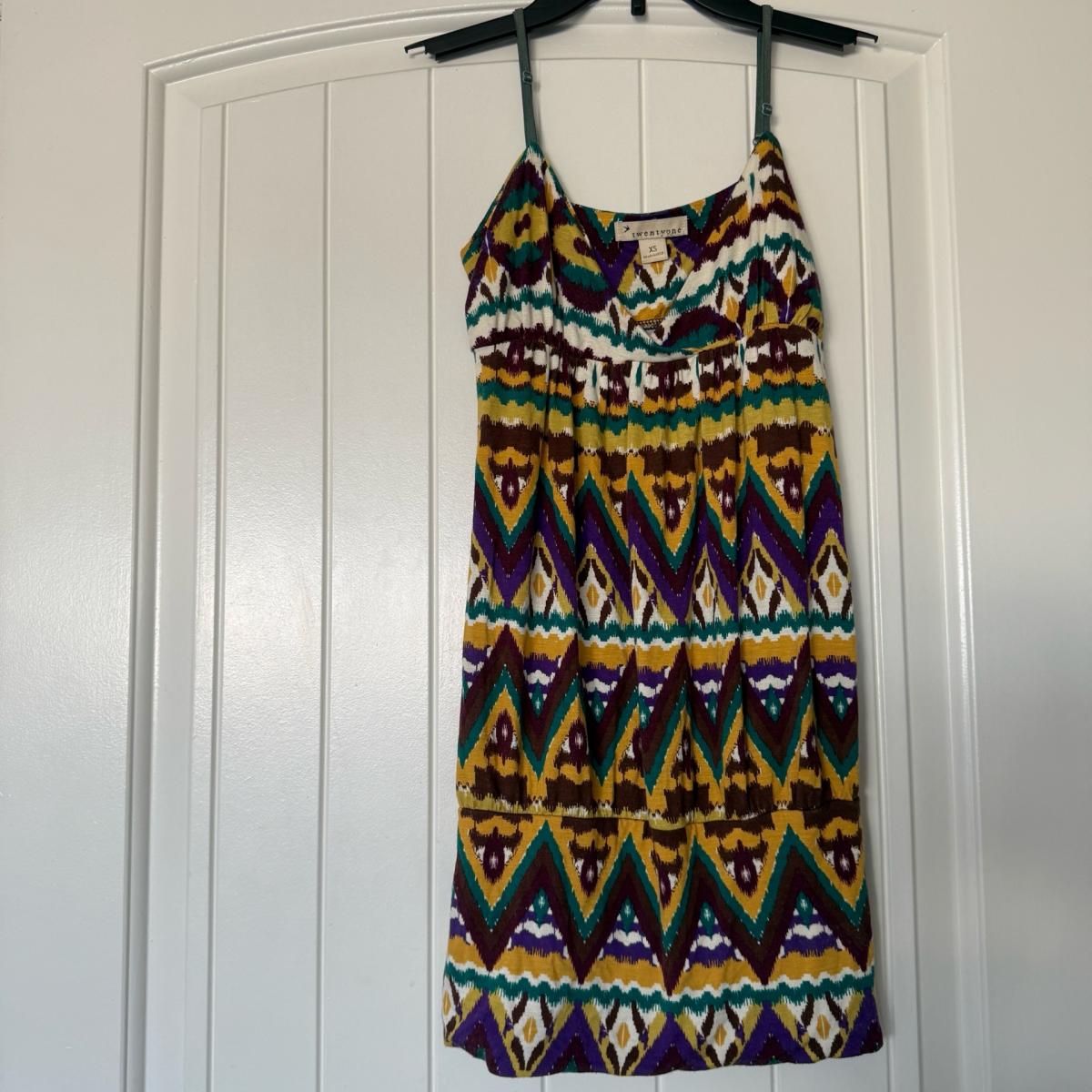 Twentyone XS Boho Tribal Print Sleeveless Top  Multicolor Ik - Los Angeles, California - FleaMarketBay