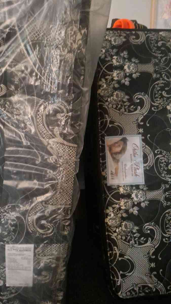 Full matress and Box Spring - Las Vegas, Nevada - FleaMarketBay