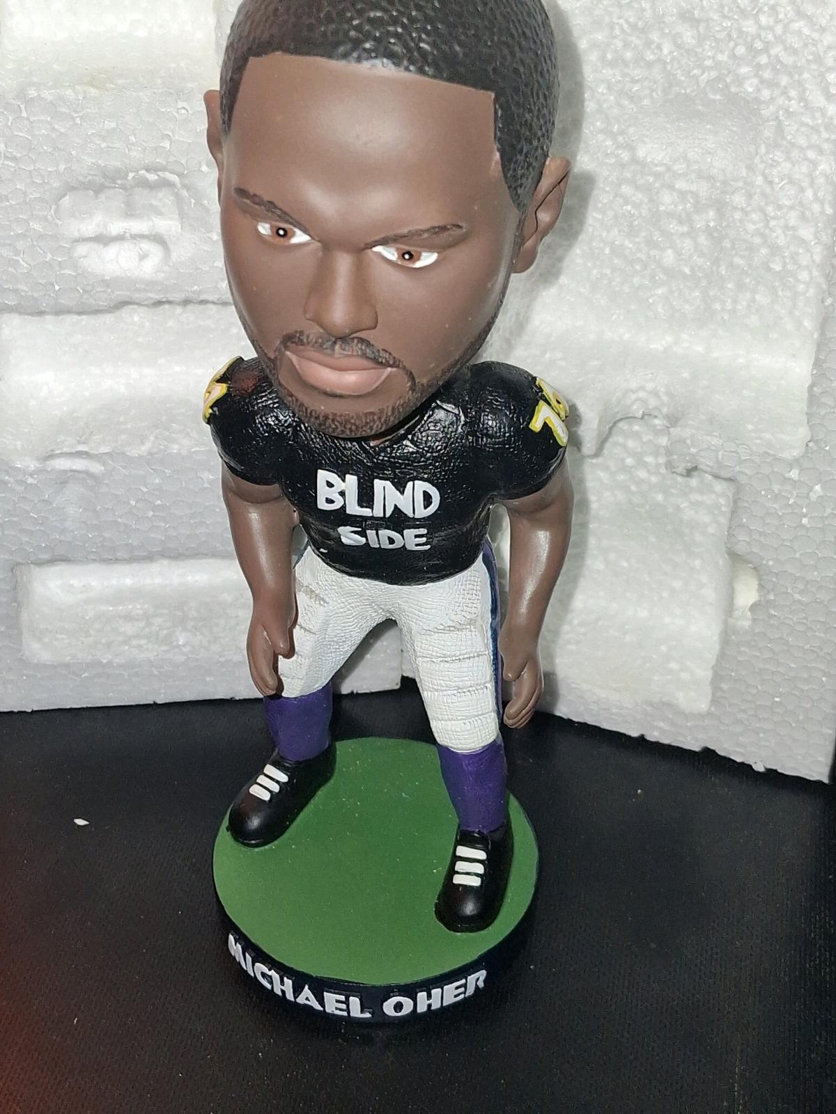 6 signed sports card collection and bobble heads - Pasadena, Maryland - FleaMarketBay