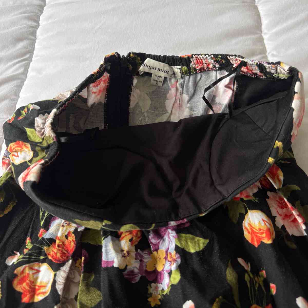 Sugarmint Strapless Black Floral Fit  Flare Dress  BuiltIn P - Los Angeles, California - FleaMarketBay