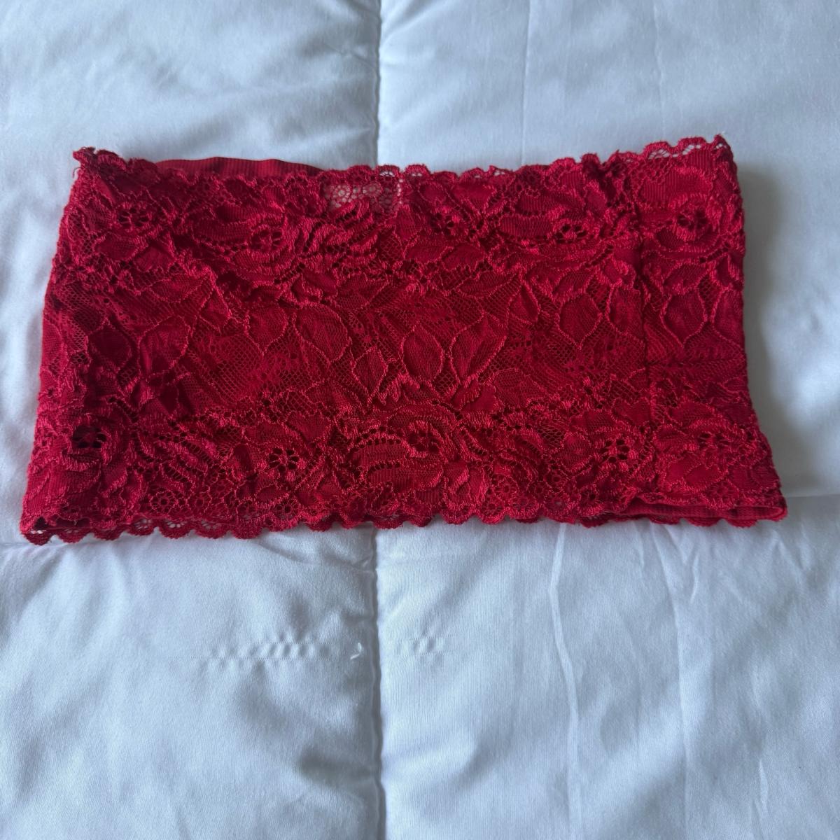 Scarlet Lace Bandeau Top  Elegant  EyeCatching Design S - Los Angeles, California - FleaMarketBay