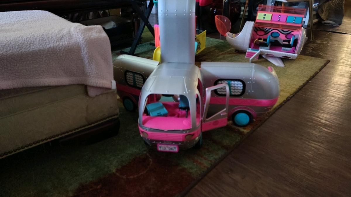 LOL Surprise Doll lot - Trenton, Georgia - FleaMarketBay