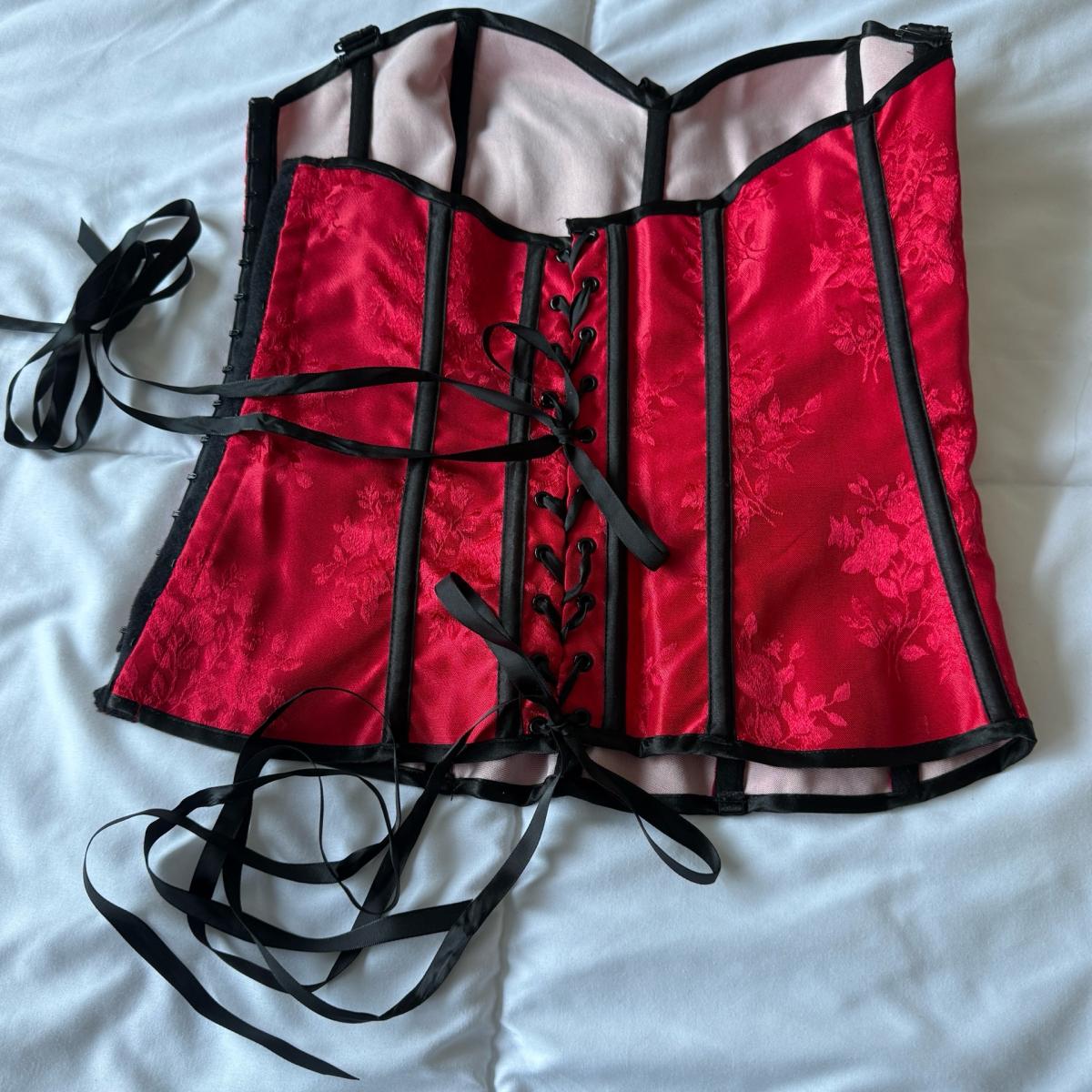 Fredericks of Hollywood Red Satin Floral Corset  Worn Once S - Los Angeles, California - FleaMarketBay