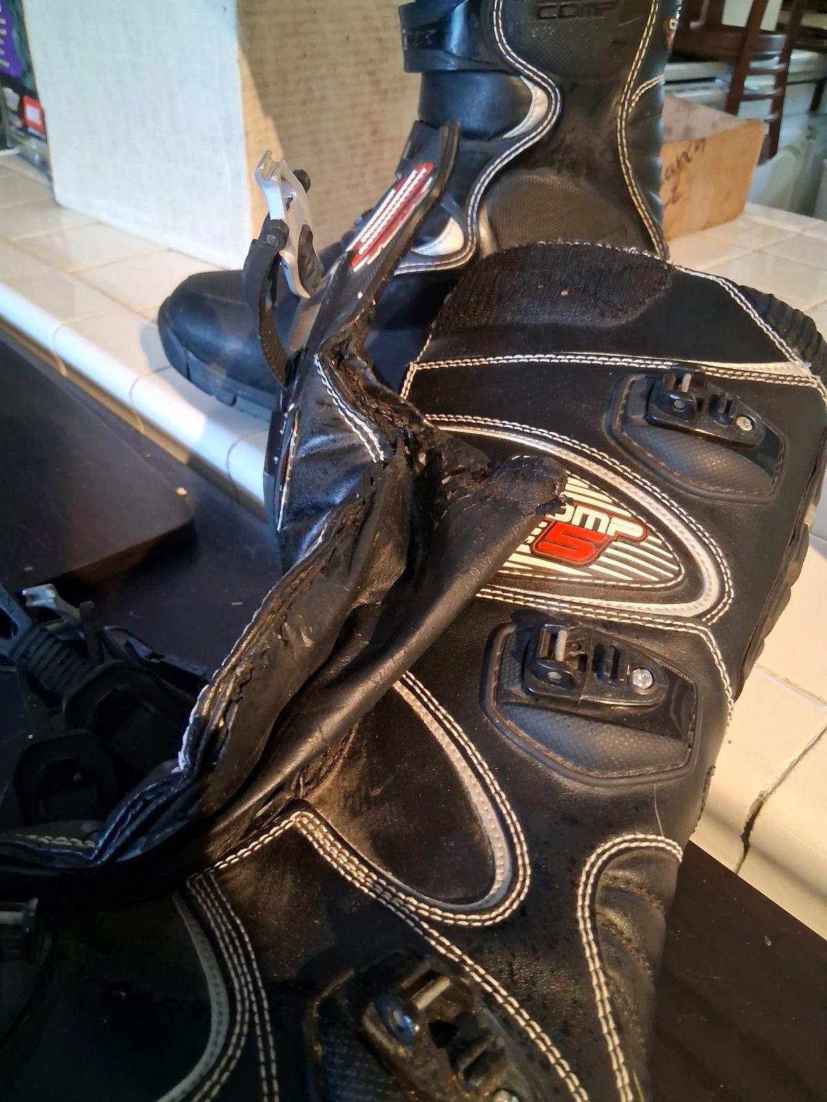 Comp 5 Fox Motocross Boots M10 44 never used without box - Las Vegas, Nevada - FleaMarketBay