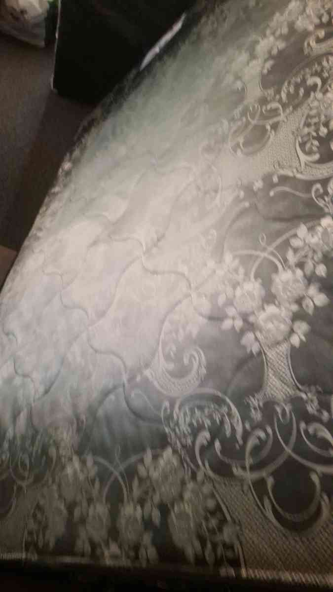 Full matress and Box Spring - Las Vegas, Nevada - FleaMarketBay