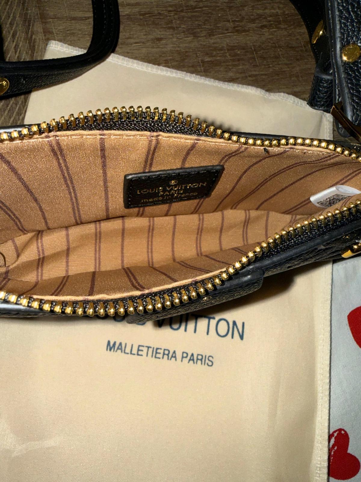 Black Shoulder Purse - Abilene, Texas - FleaMarketBay