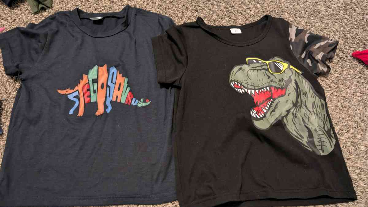 dino tees - Kansas City, Kansas - FleaMarketBay