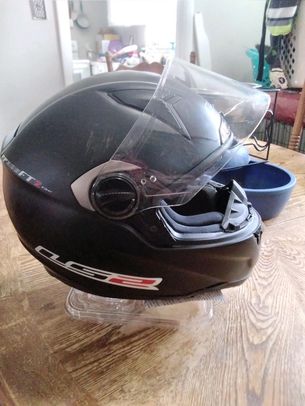 L52 ff385 motorcycle helmet - Chattanooga, Tennessee - FleaMarketBay