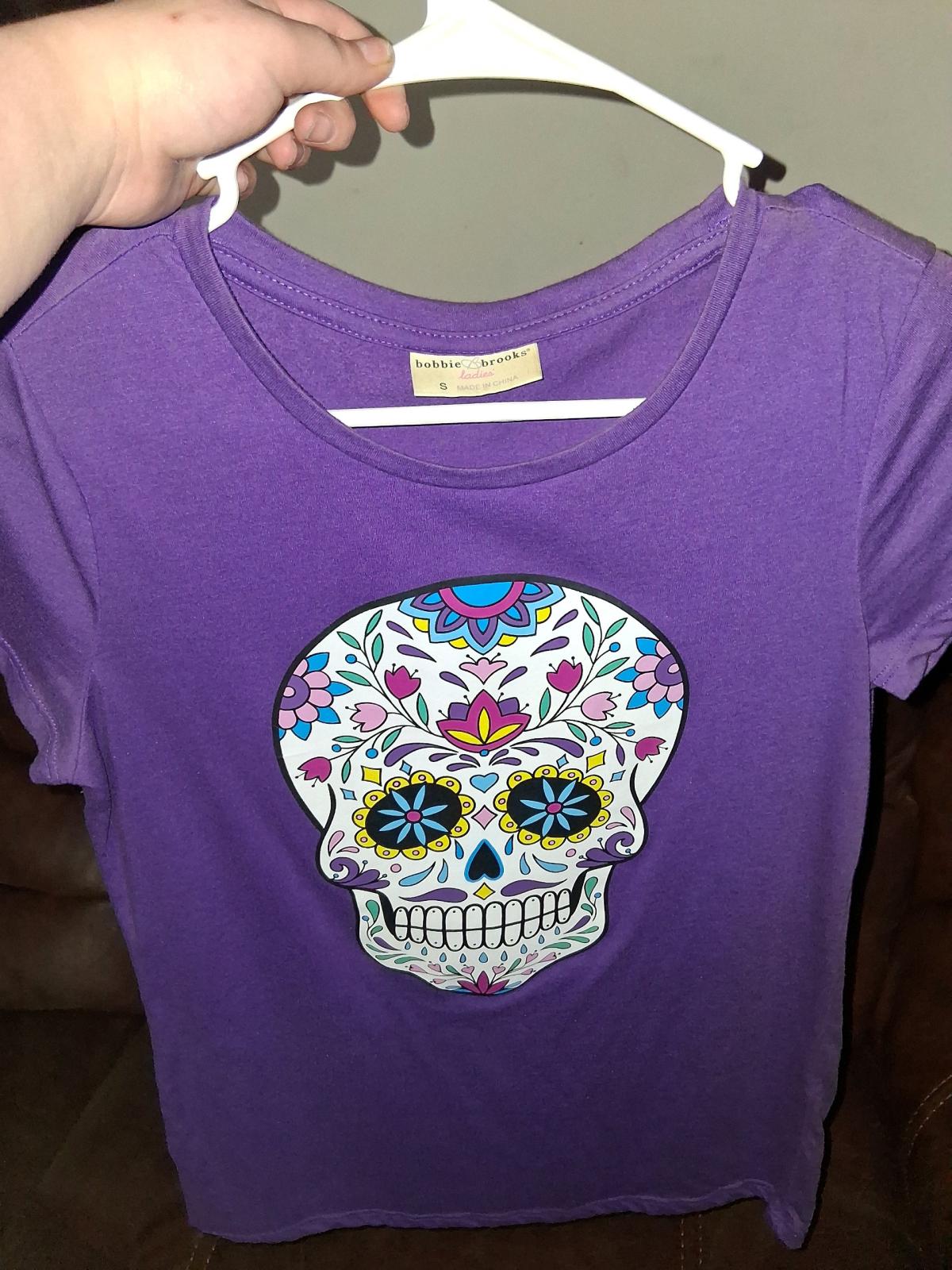 Ladies bobbie b brooks shirt - Middlesex, North Carolina