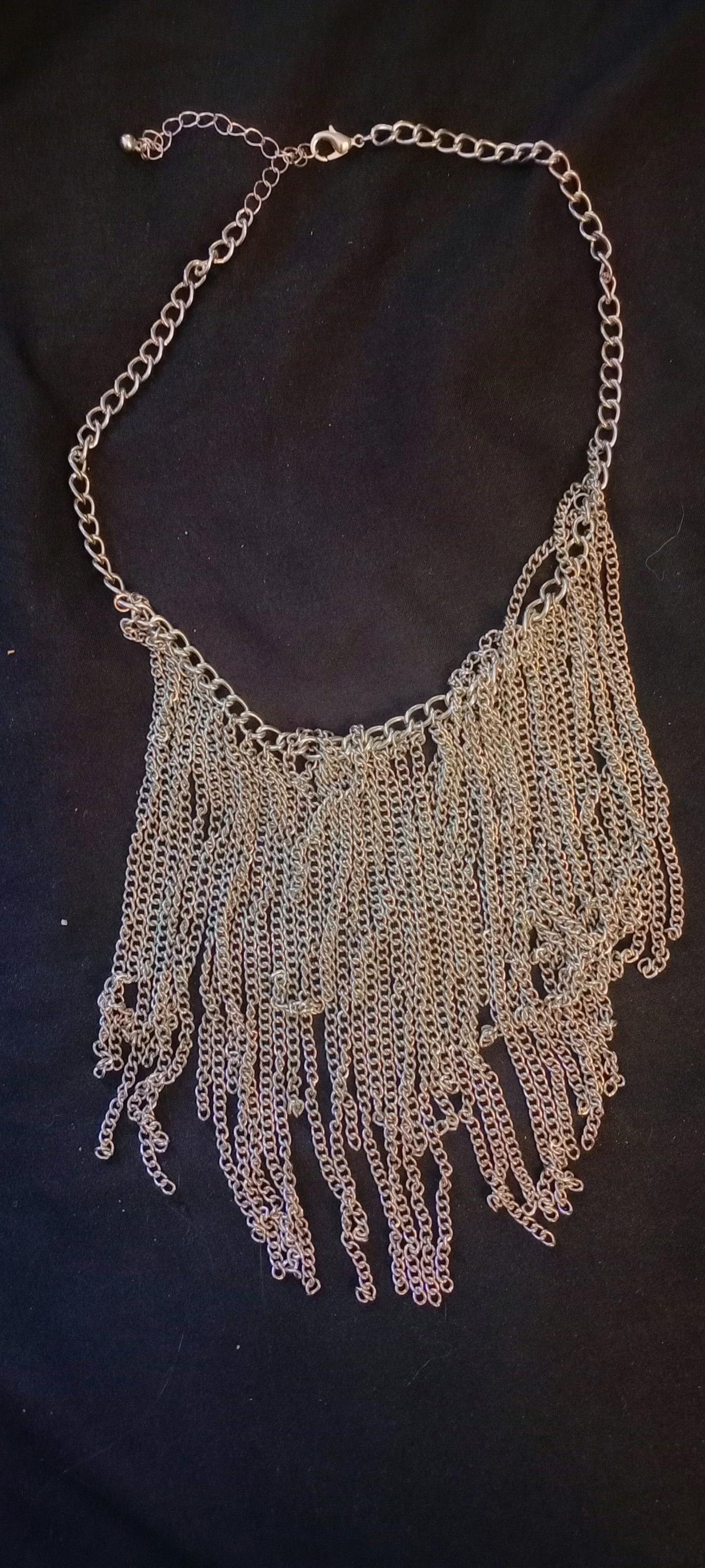 silver necklace dangle - Chelmsford, Massachusetts